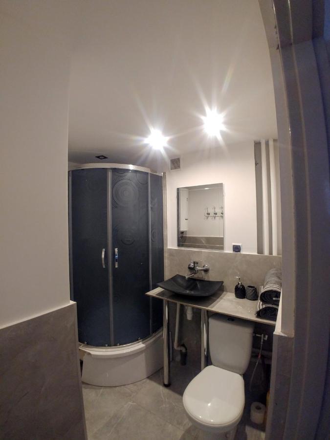Apatrament Jagielonska Apartamento Legnica Exterior foto